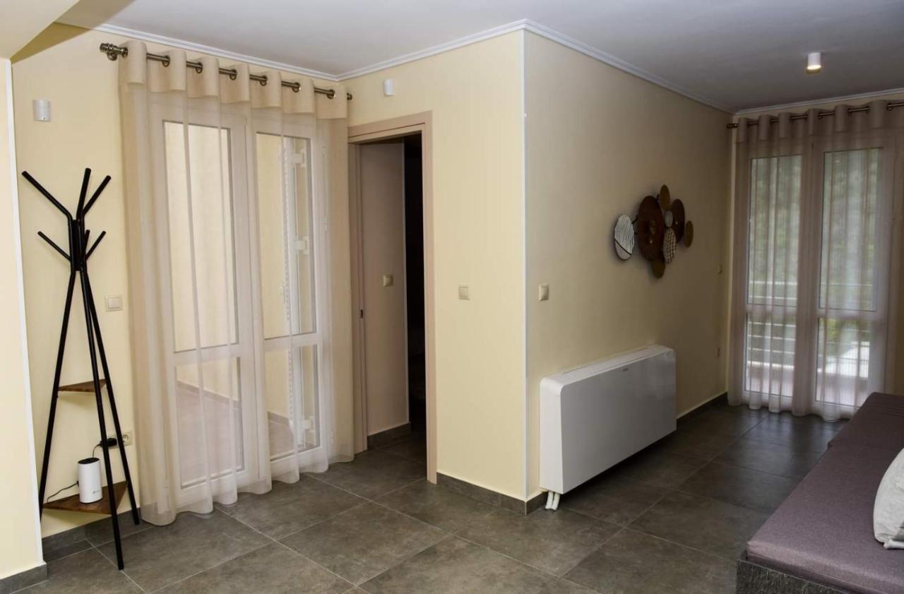 Nikole'S Villas Luxury 180M2 Tirós Dış mekan fotoğraf