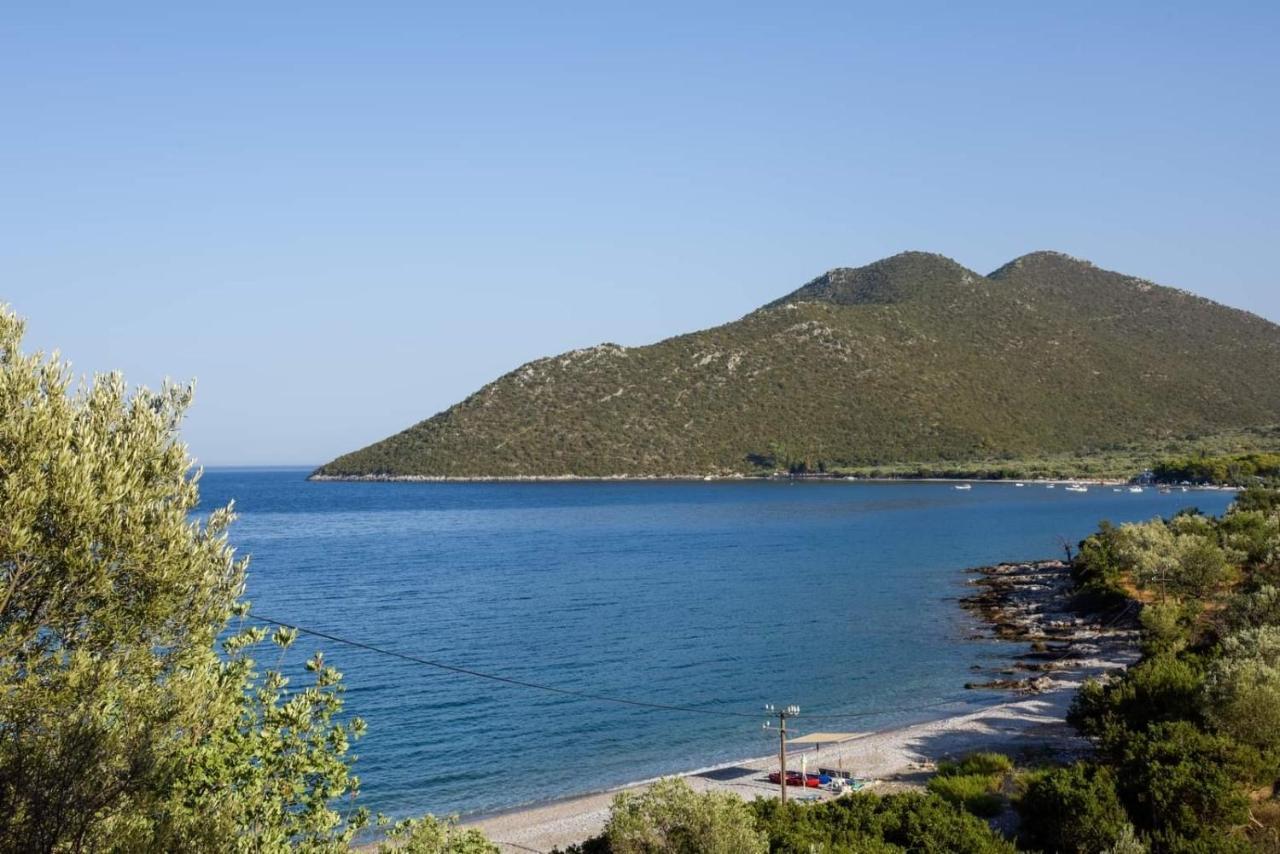 Nikole'S Villas Luxury 180M2 Tirós Dış mekan fotoğraf