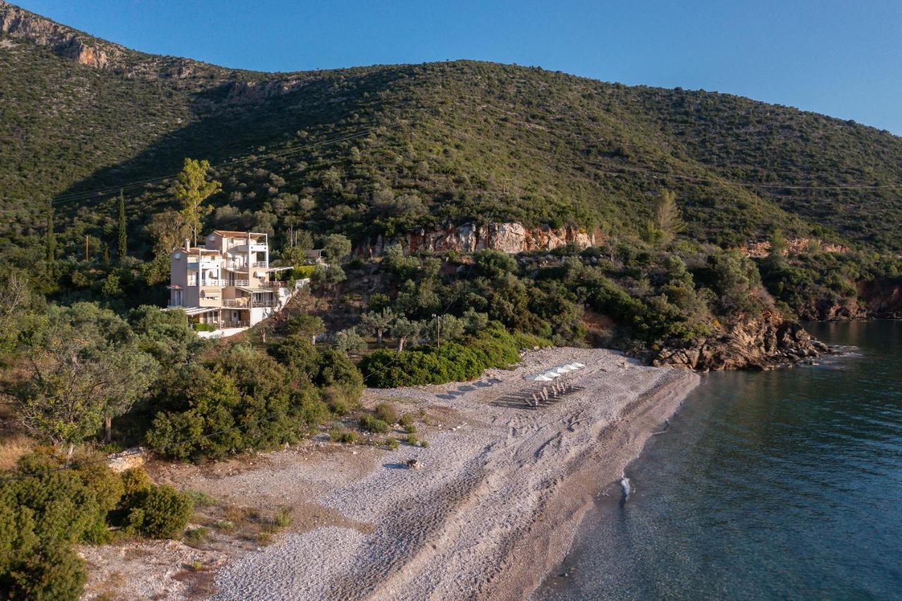 Nikole'S Villas Luxury 180M2 Tirós Dış mekan fotoğraf