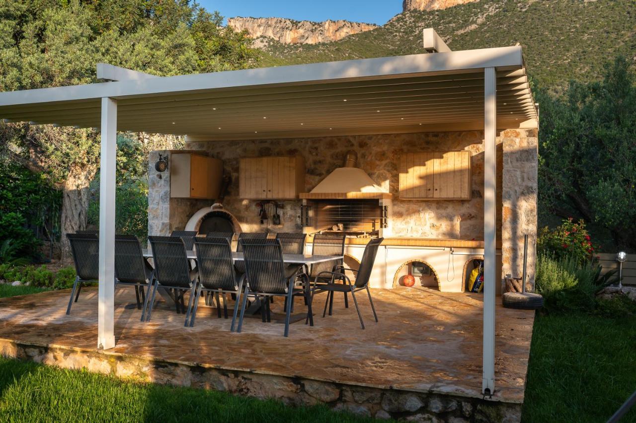 Nikole'S Villas Luxury 180M2 Tirós Dış mekan fotoğraf